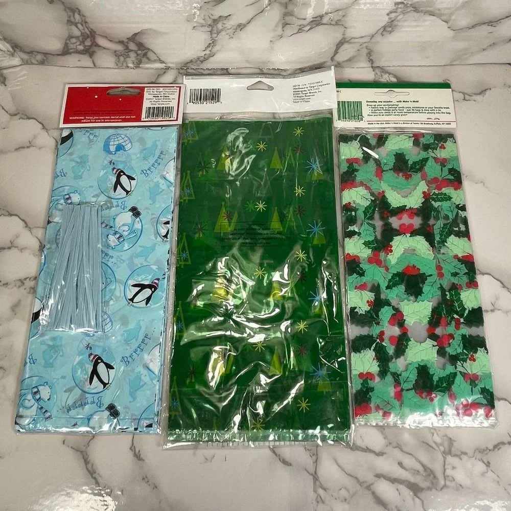 48 Christmas Holiday Winter Cello Treat Bags Gift Bag Sacks With Ties NEW